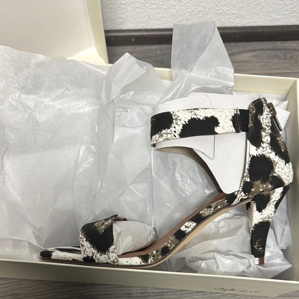 Style & Co Paycee Two-Piece Dress Sandals In Leopard Canv